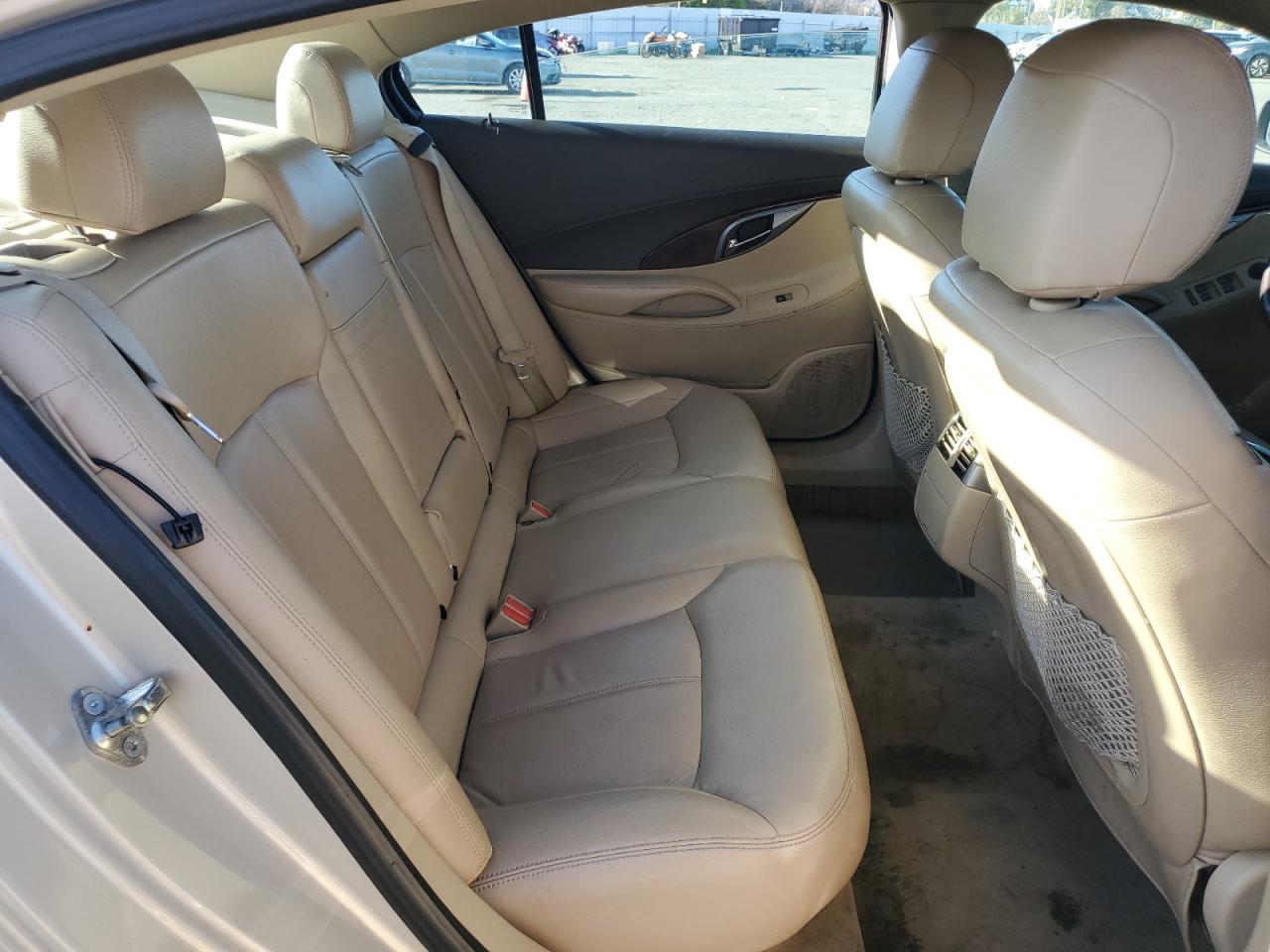 2010 Buick LaCrosse - Image 10