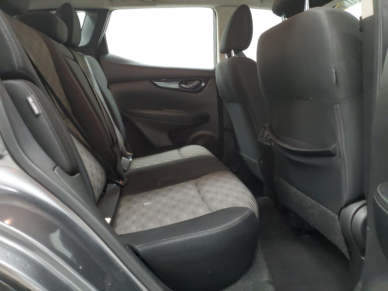 JN1BJ1CW3LW641076 NISSAN ROGUE 2020