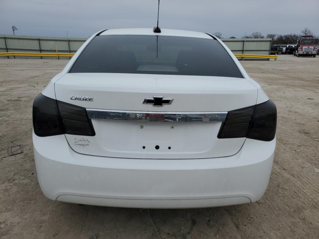 2015 Chevrolet Cruze - Image 6
