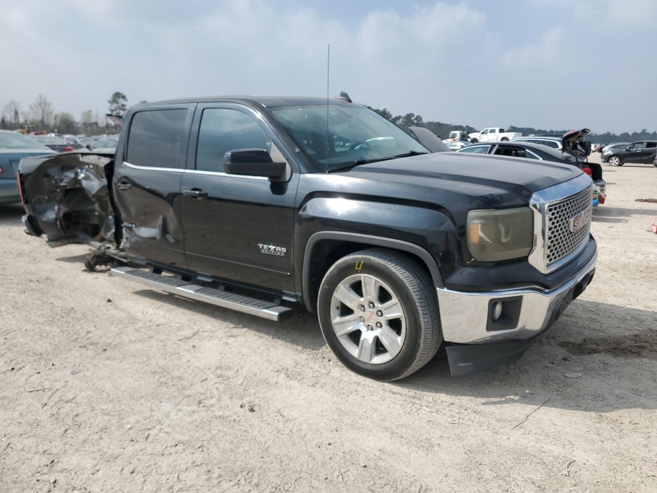2015 GMC Sierra - Image 4
