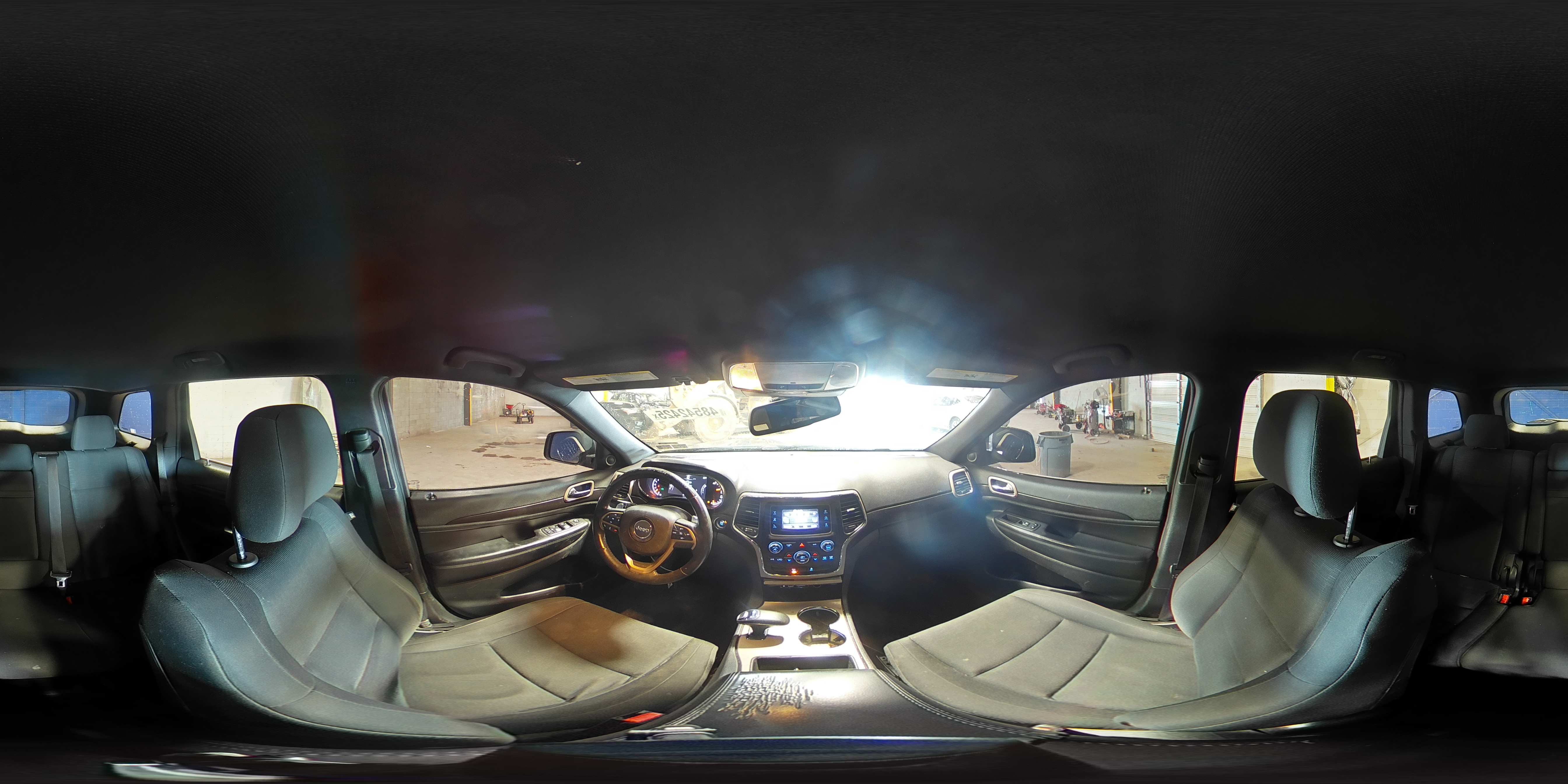 2014 Jeep Grand Cherokee - Image 16