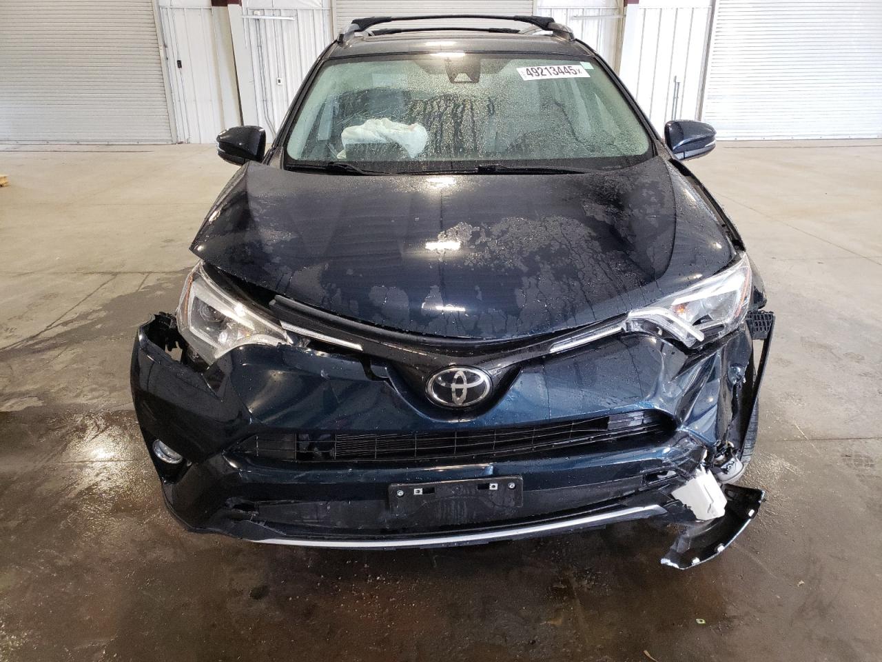 2018 Toyota RAV 4 - Image 5