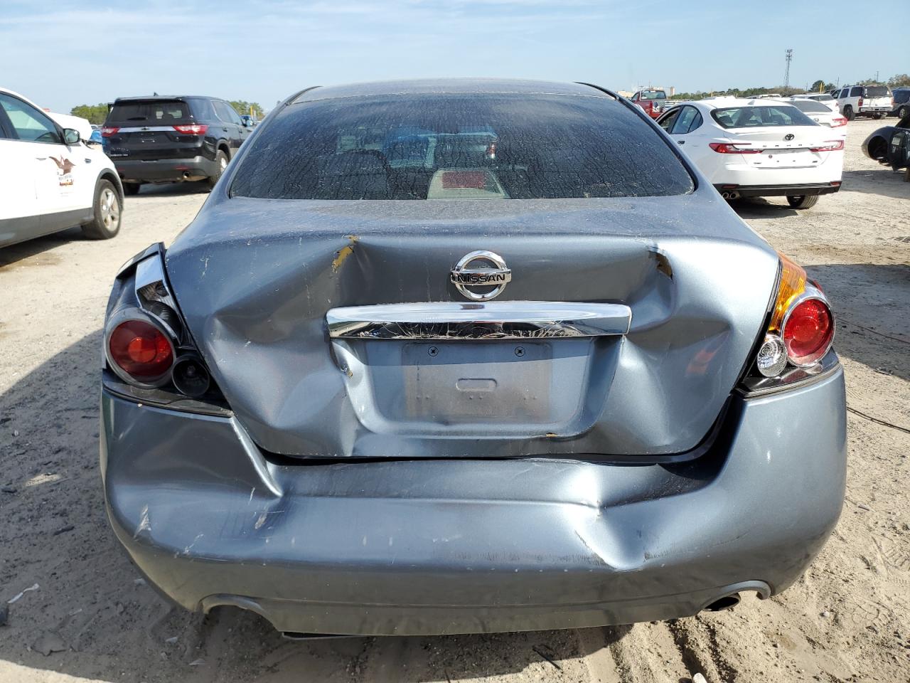 2012 Nissan Altima - Image 6
