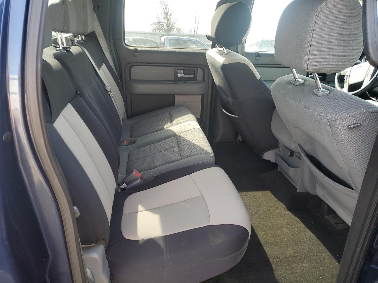 2013 Ford F-150 - Image 10