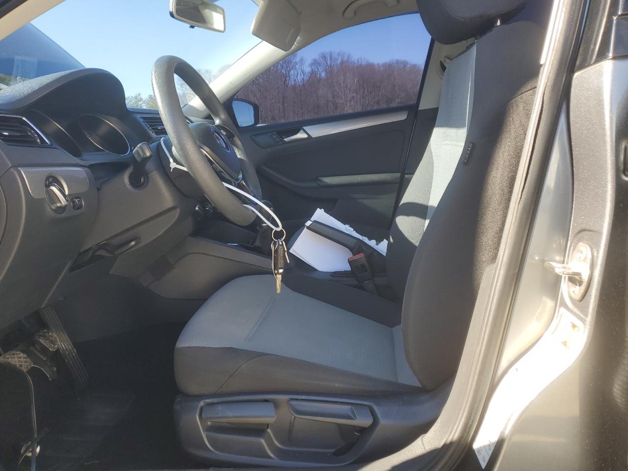 2017 Volkswagen Jetta - Image 7
