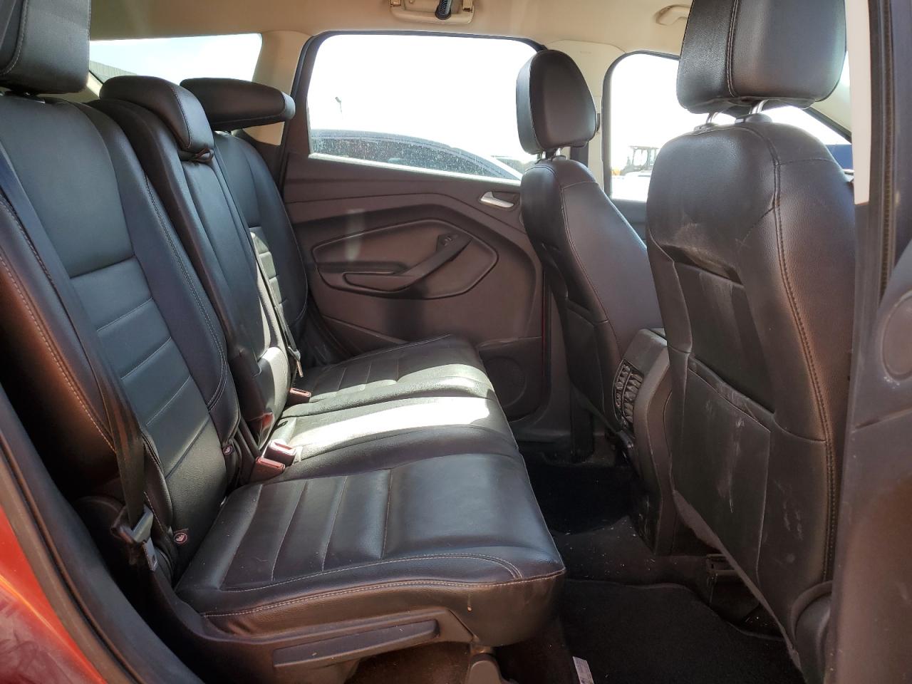 2015 Ford Escape - Image 11