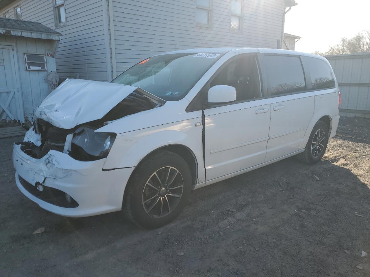 2014 Dodge Caravan - Image 1