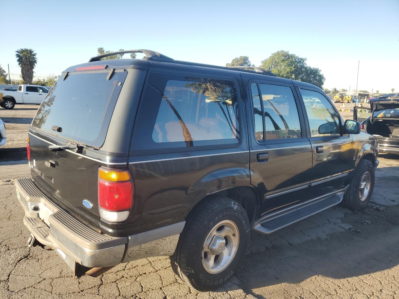 1996 Ford Explorer - Image 3