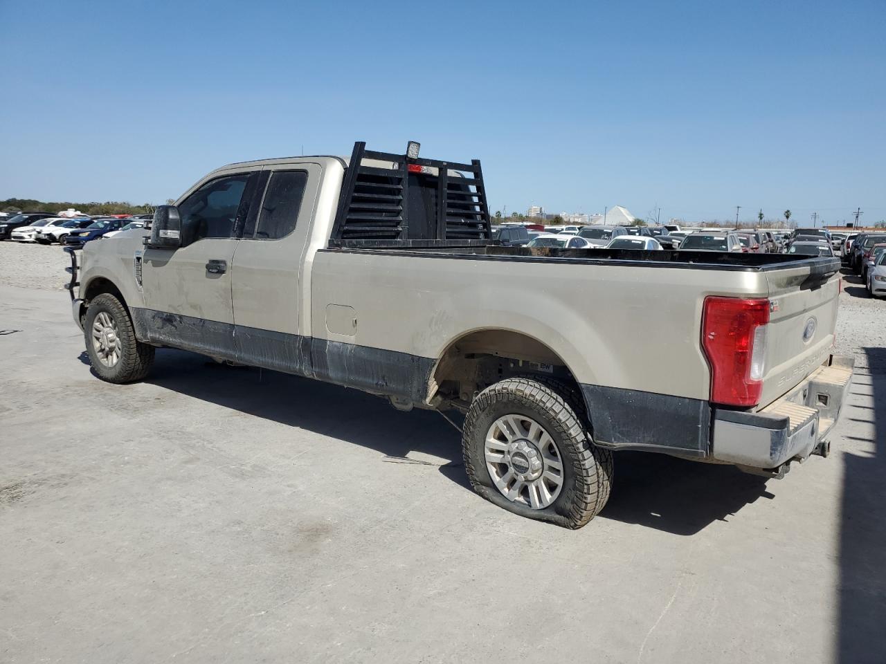 2018 Ford F250 - Image 2