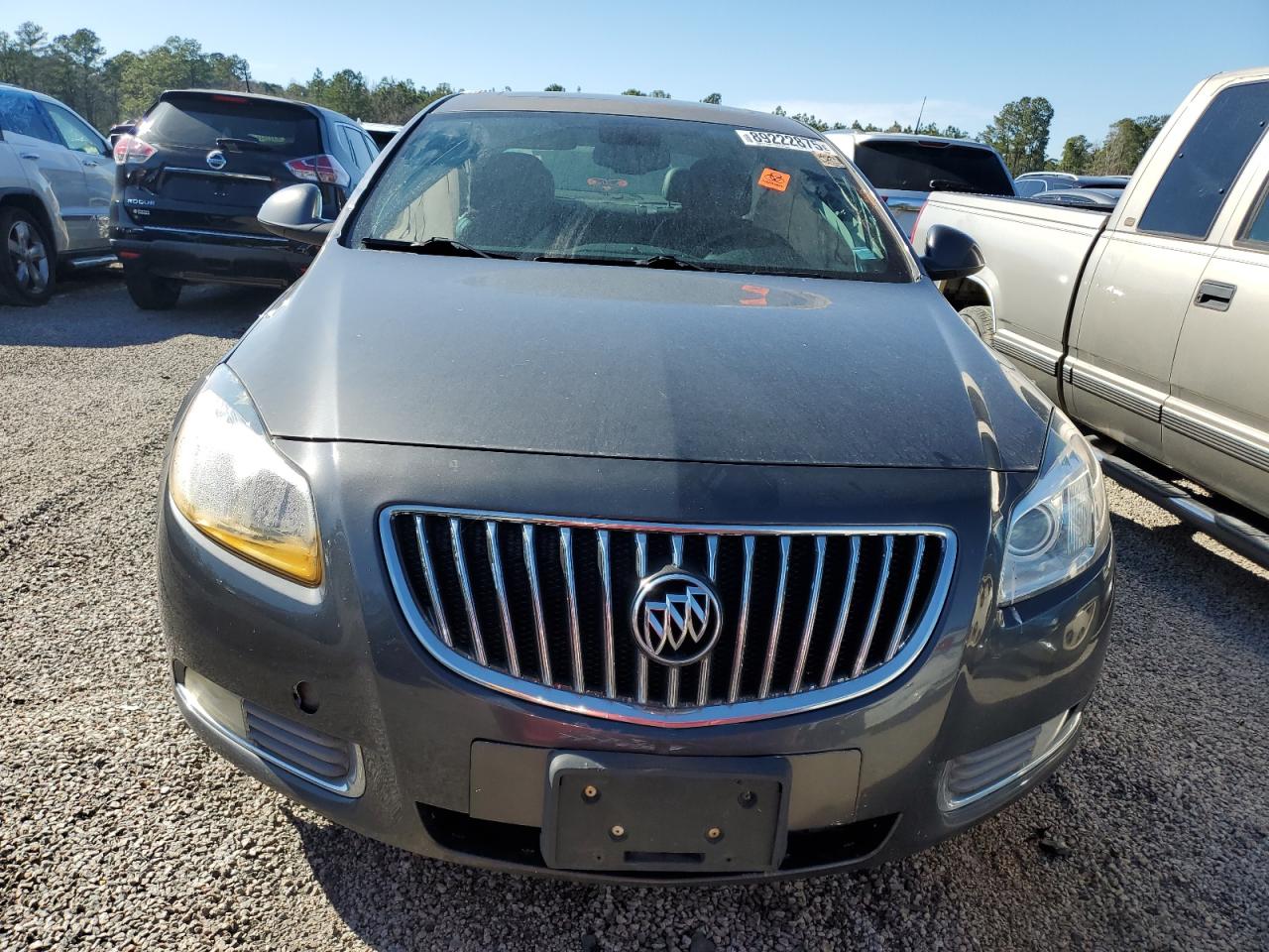 2011 Buick Regal - Image 5