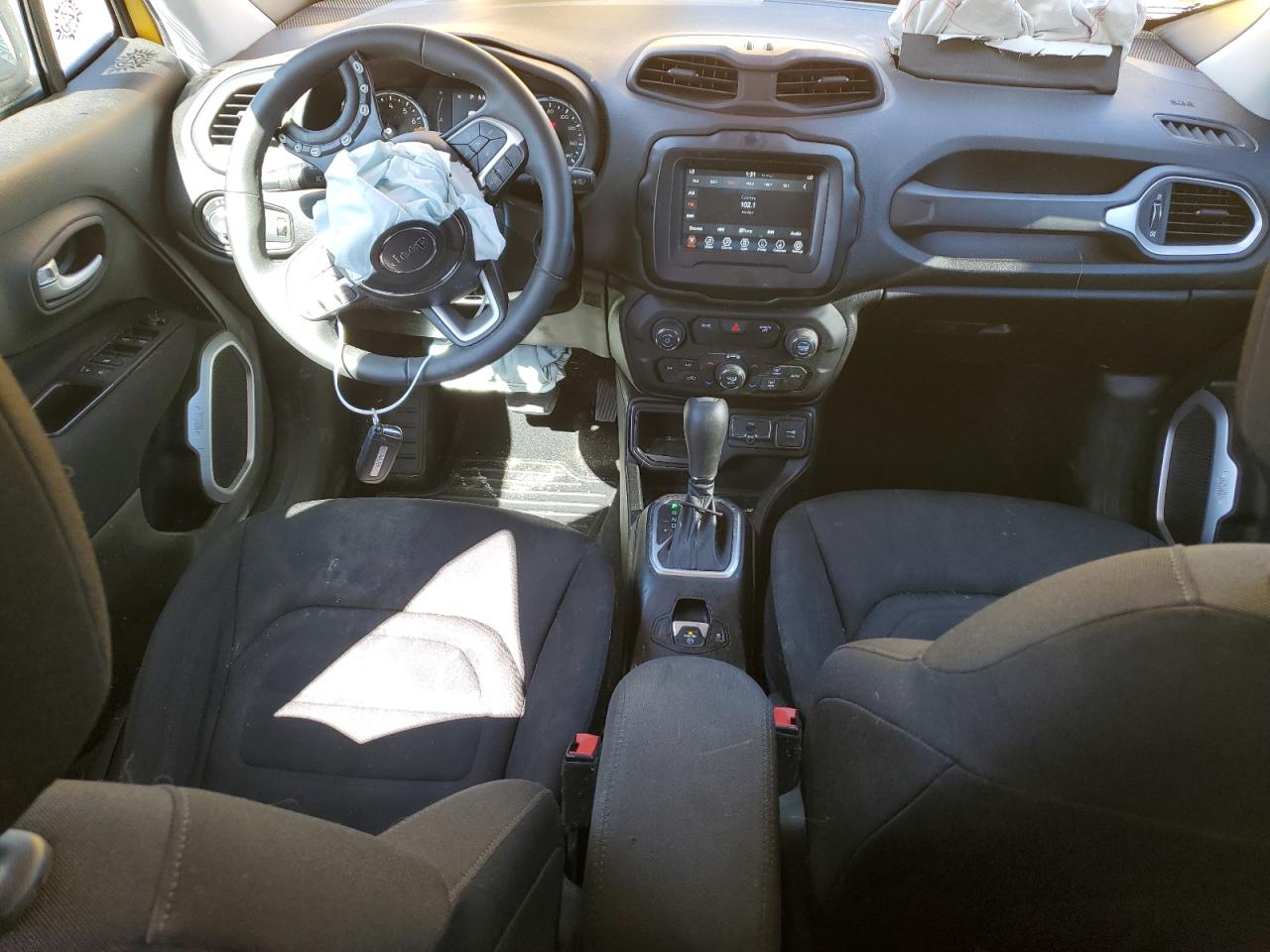 2019 Jeep Renegade - Image 8
