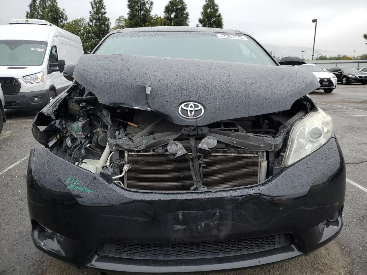 2015 Toyota Sienna - Image 5