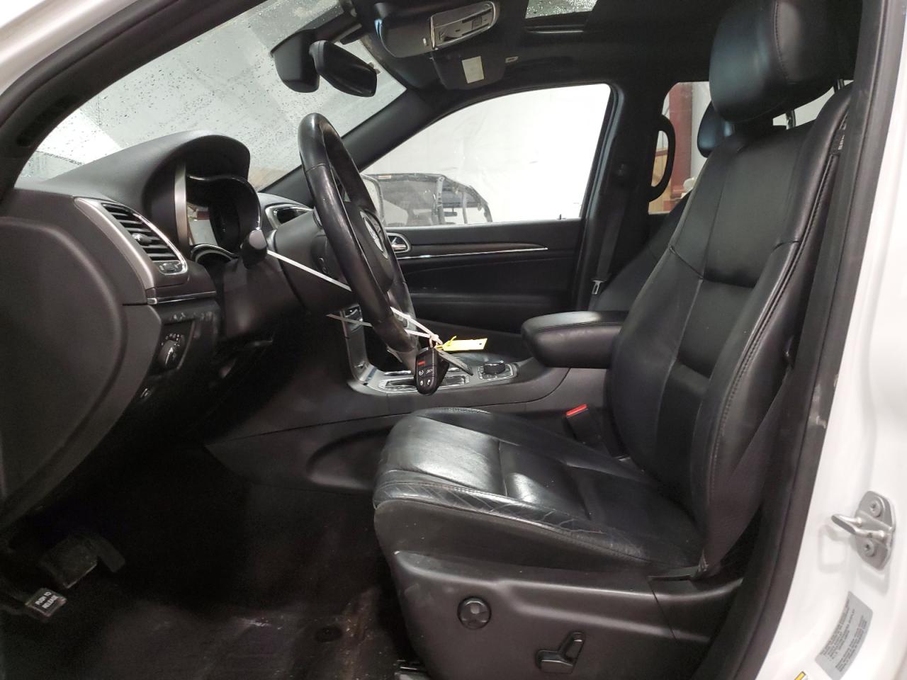 2018 Jeep Grand Cherokee - Image 7