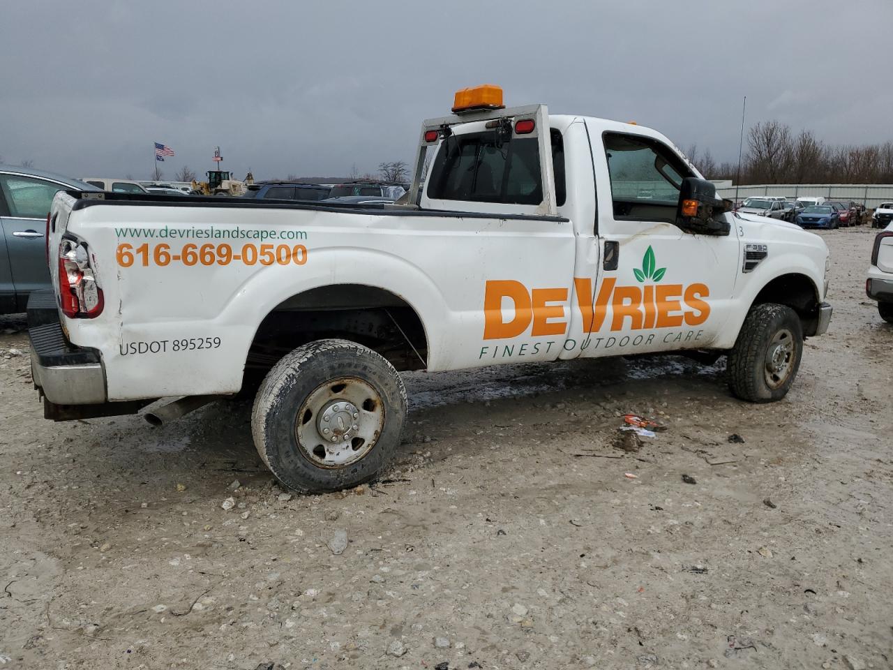 2009 Ford F350 - Image 3