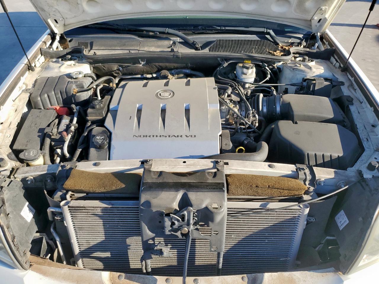 2005 Cadillac De Ville - Image 11