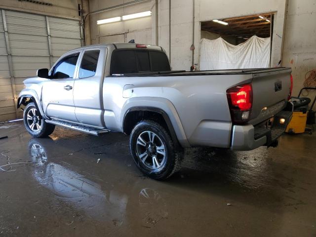  TOYOTA TACOMA 2018 Silver
