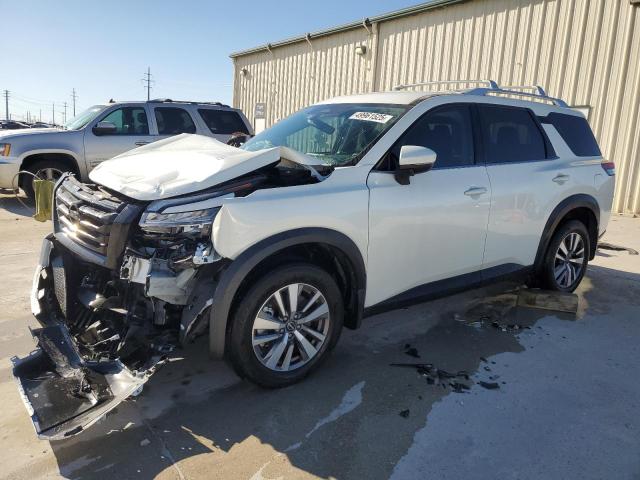 NISSAN PATHFINDER 2023