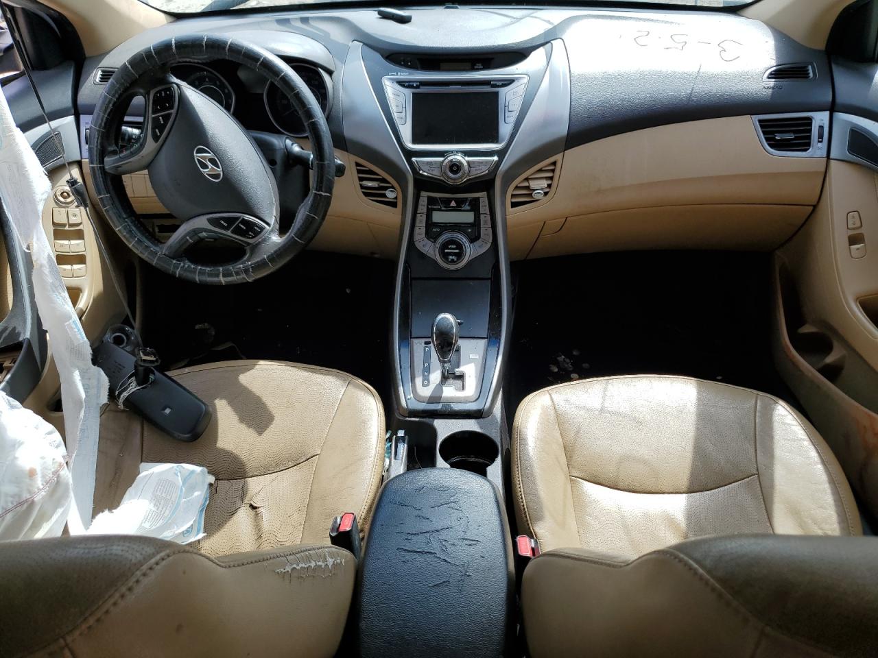 2013 Hyundai Elantra - Image 8