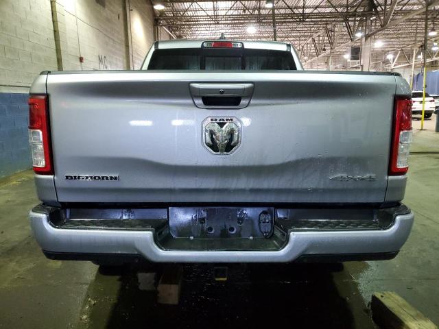  RAM 1500 2022 Серебристый