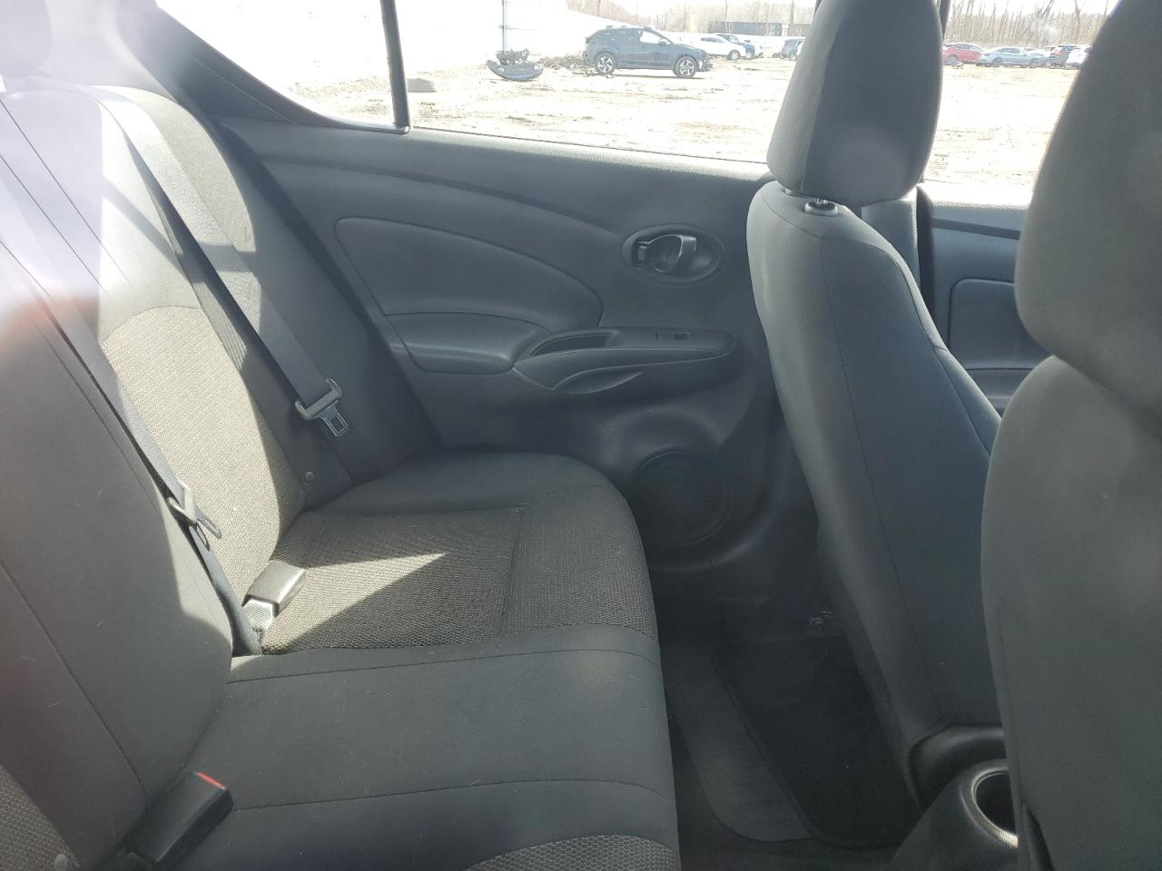2012 Nissan Versa - Image 10