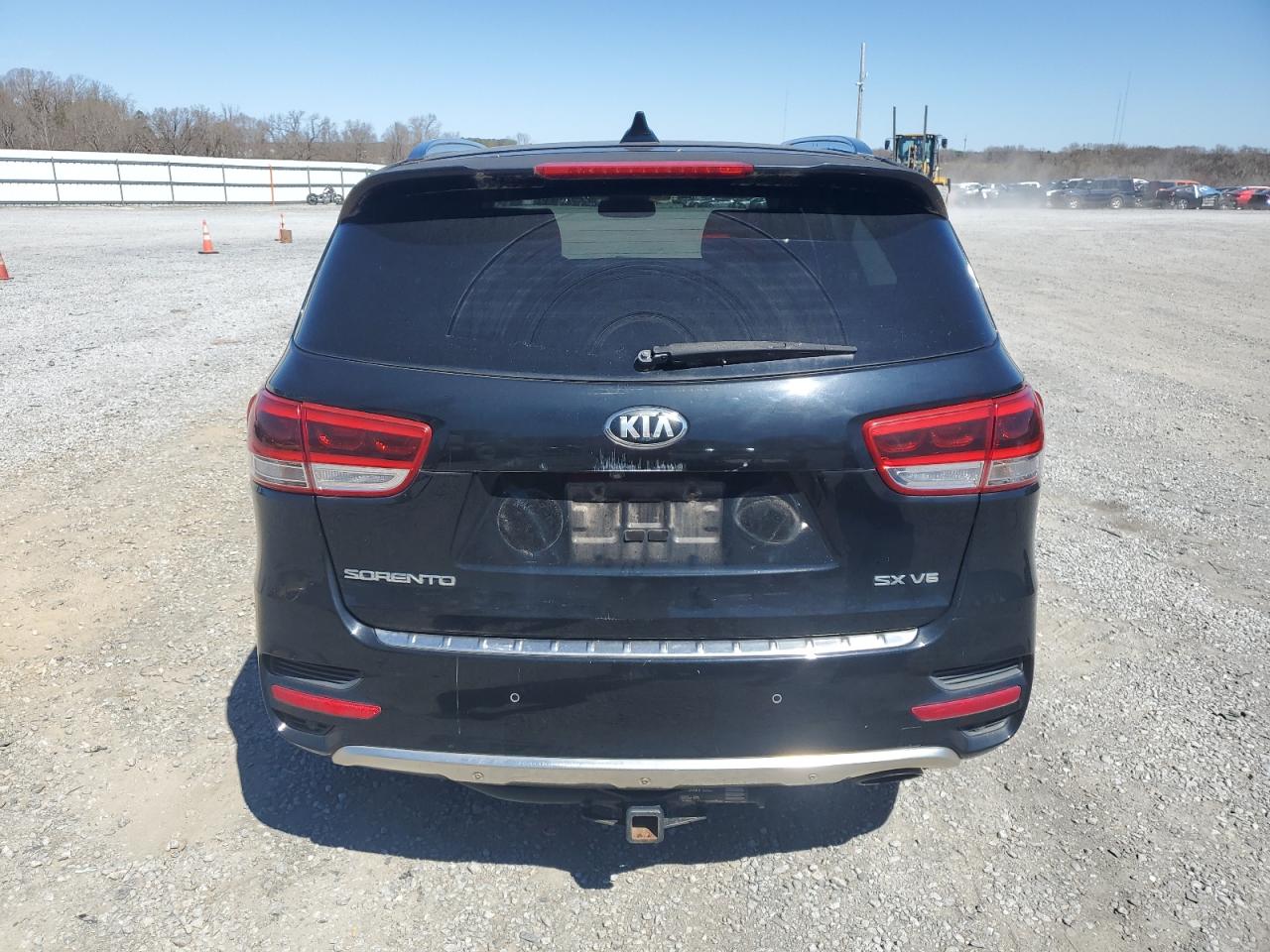 2016 Kia Sorento - Image 6