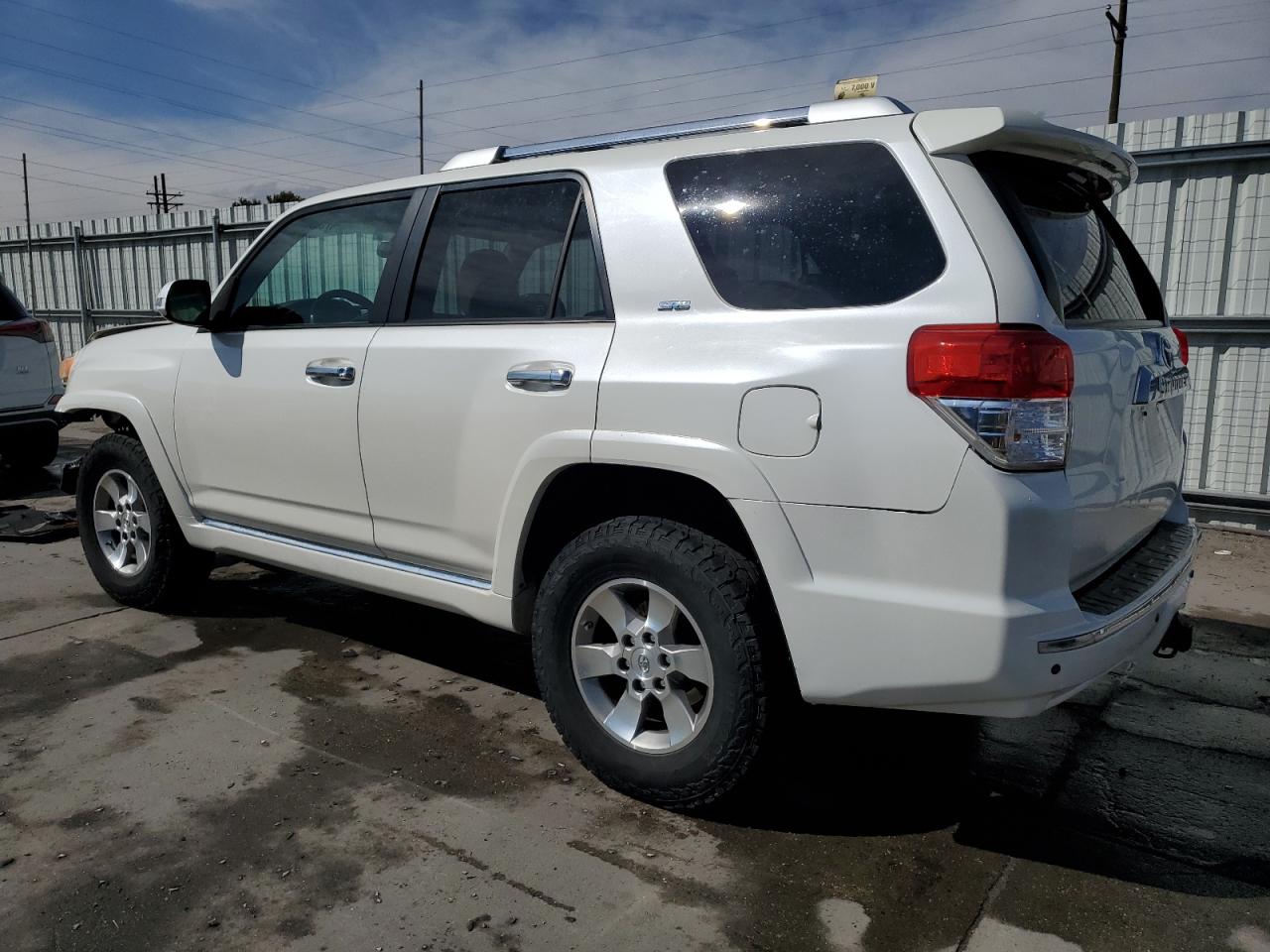 2010 Toyota 4Runner - Image 2
