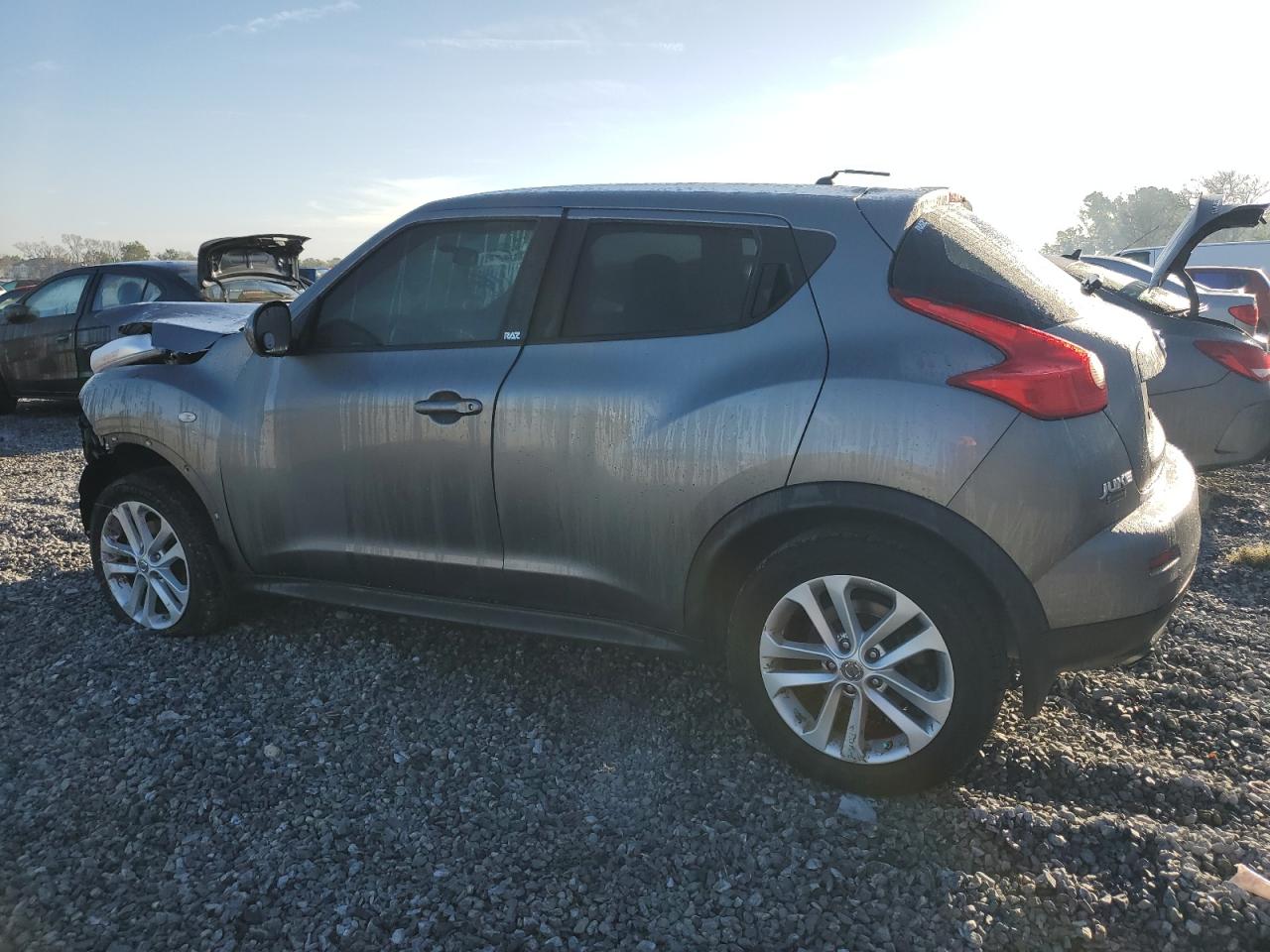 2014 Nissan Juke - Image 2