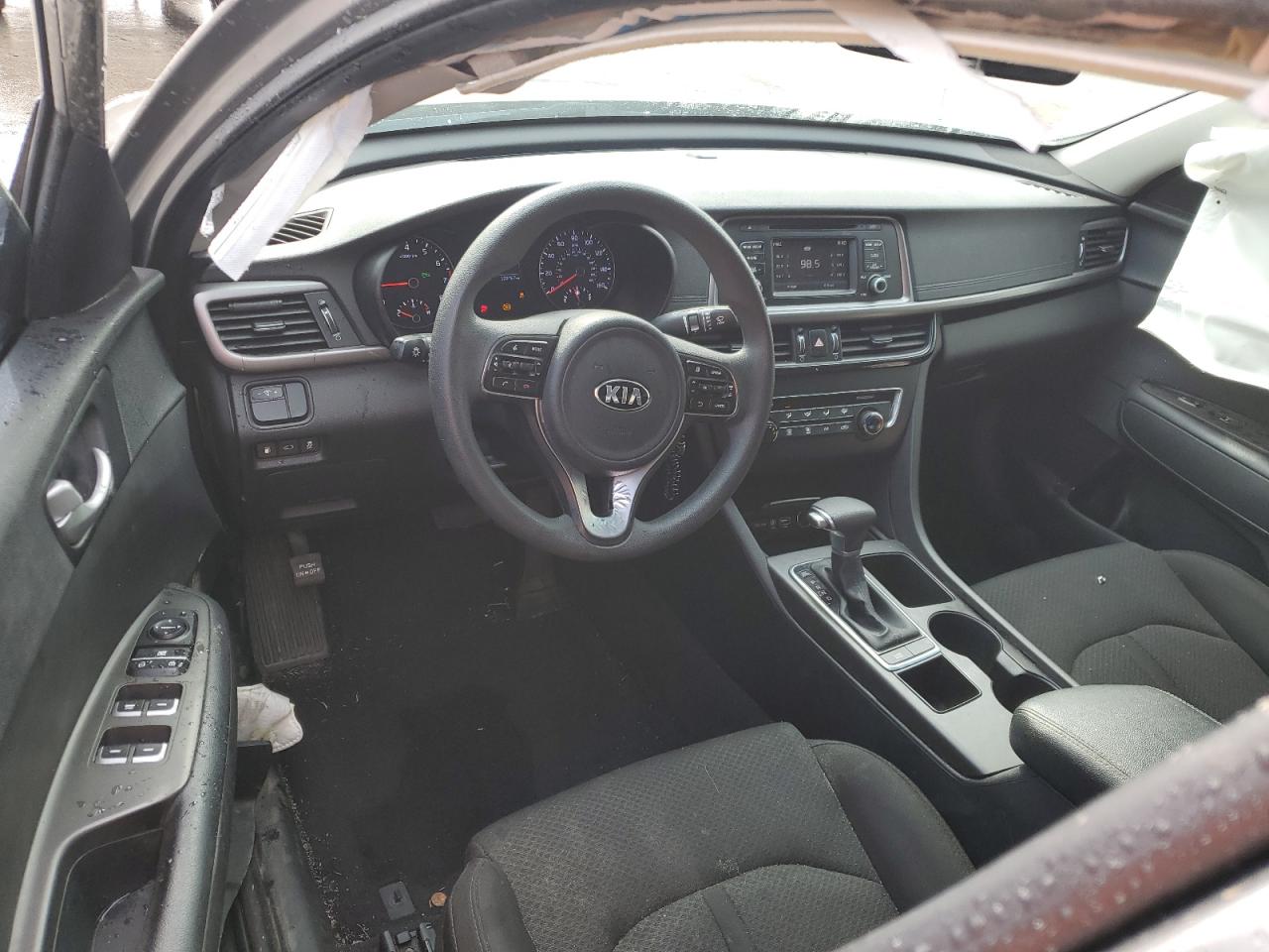 2017 Kia Optima - Image 8