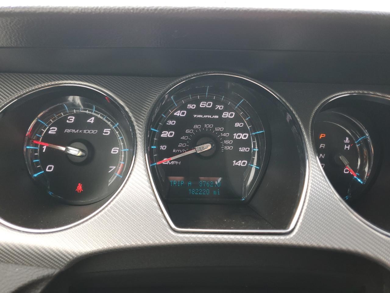 2011 Ford Taurus - Image 9