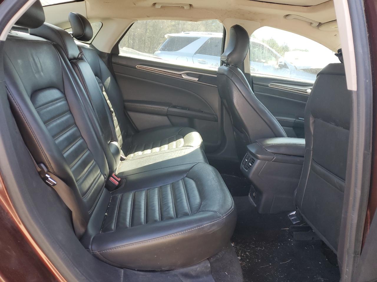 2015 Ford Fusion - Image 10