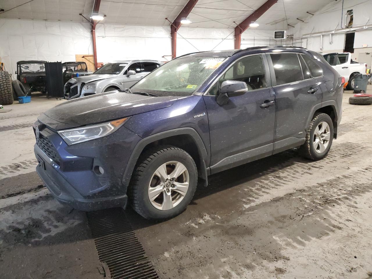 2019 Toyota RAV 4 - Image 1