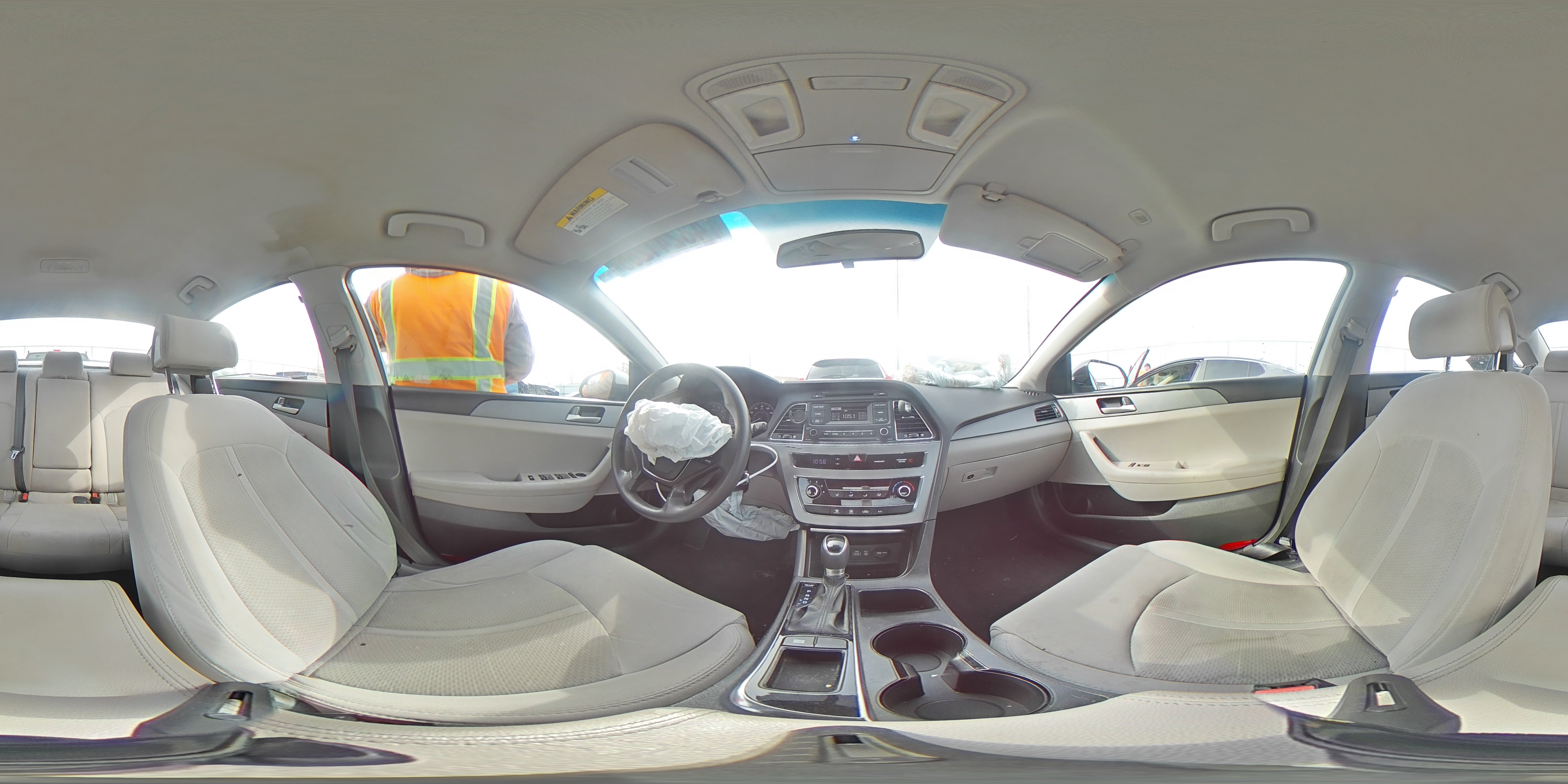 2017 Hyundai Sonata - Image 13