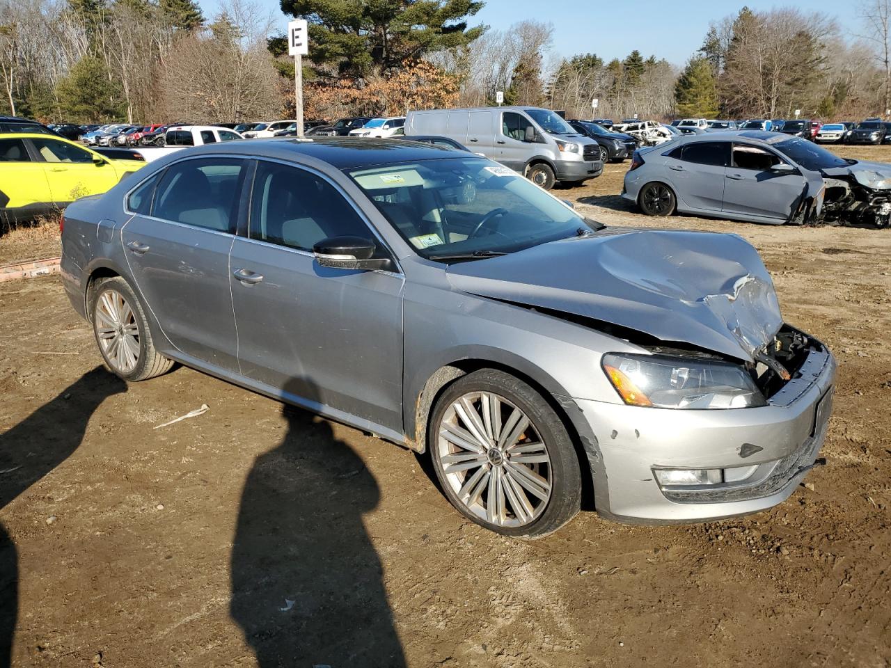 2014 Volkswagen Passat - Image 4