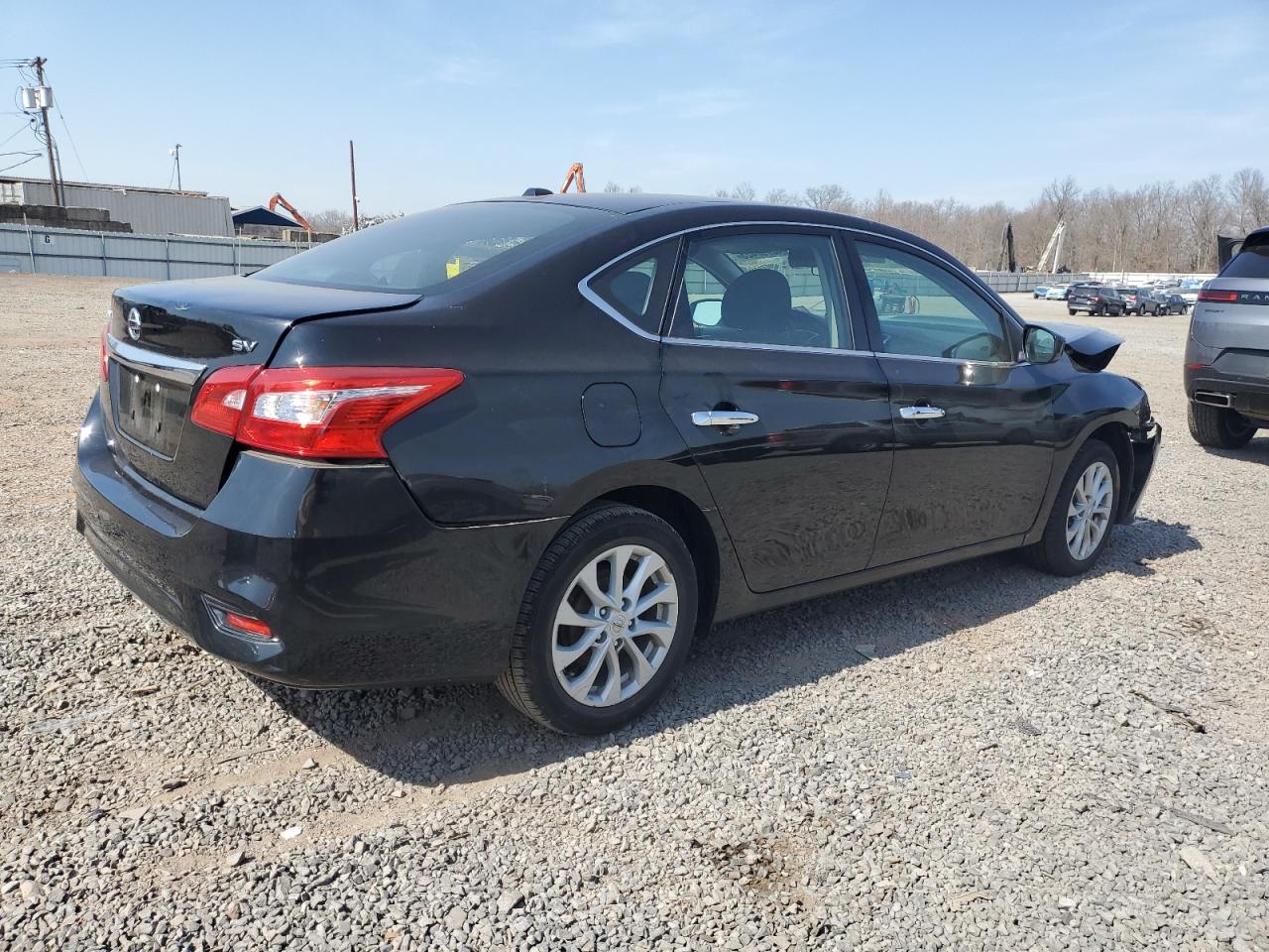 2019 Nissan Sentra - Image 3