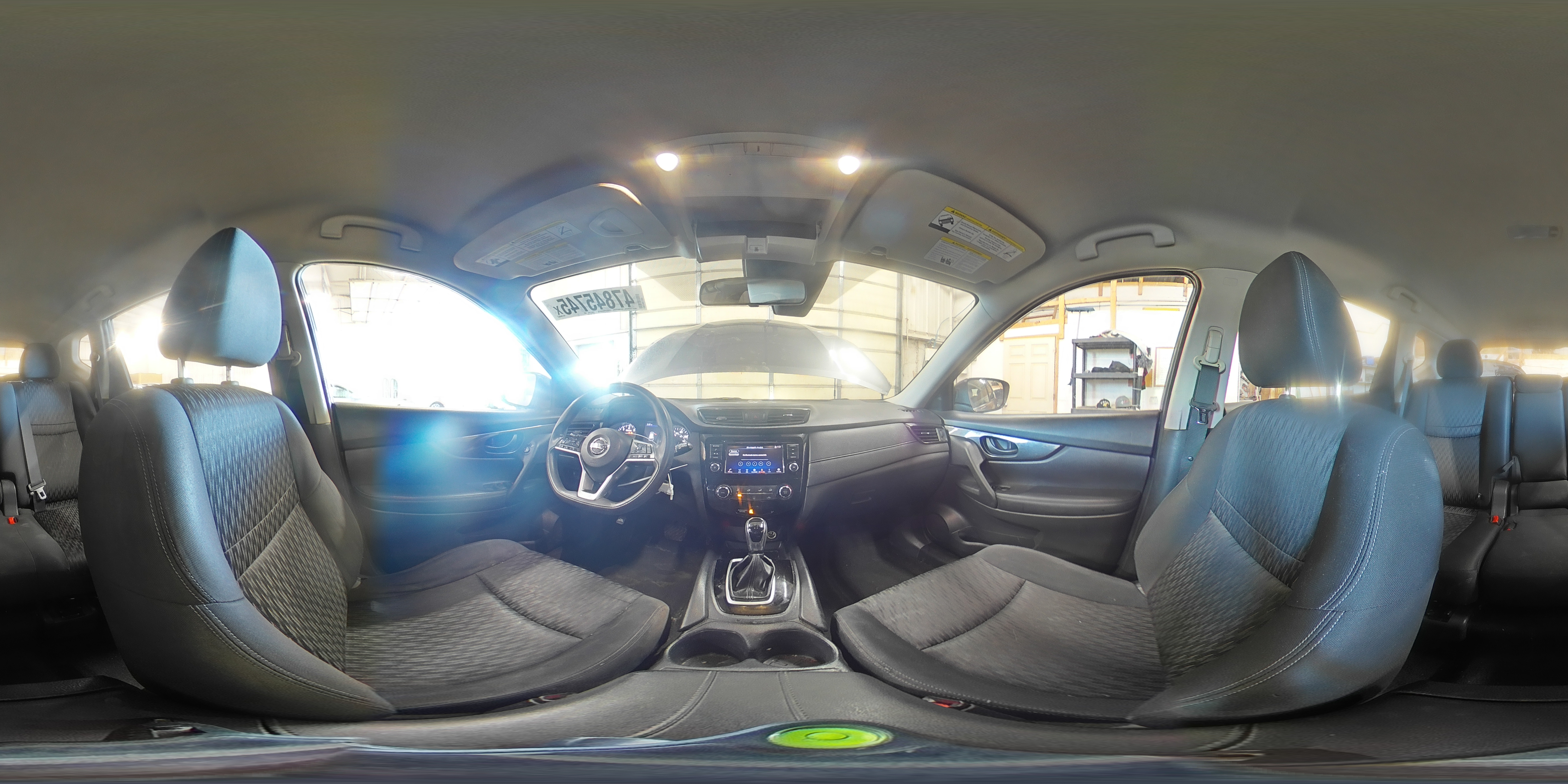 2019 Nissan Rogue - Image 13