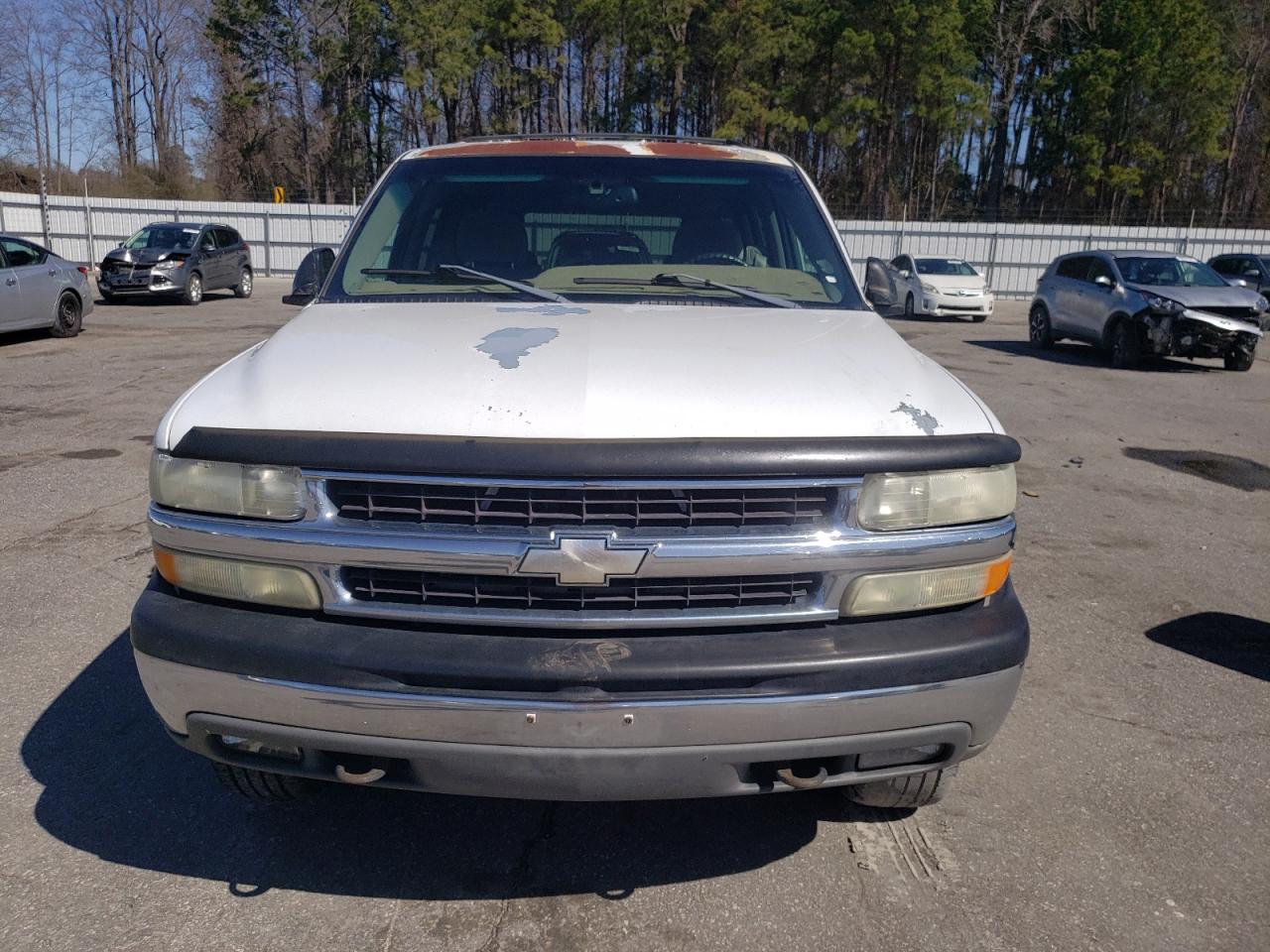 2001 Chevrolet Suburban - Image 5