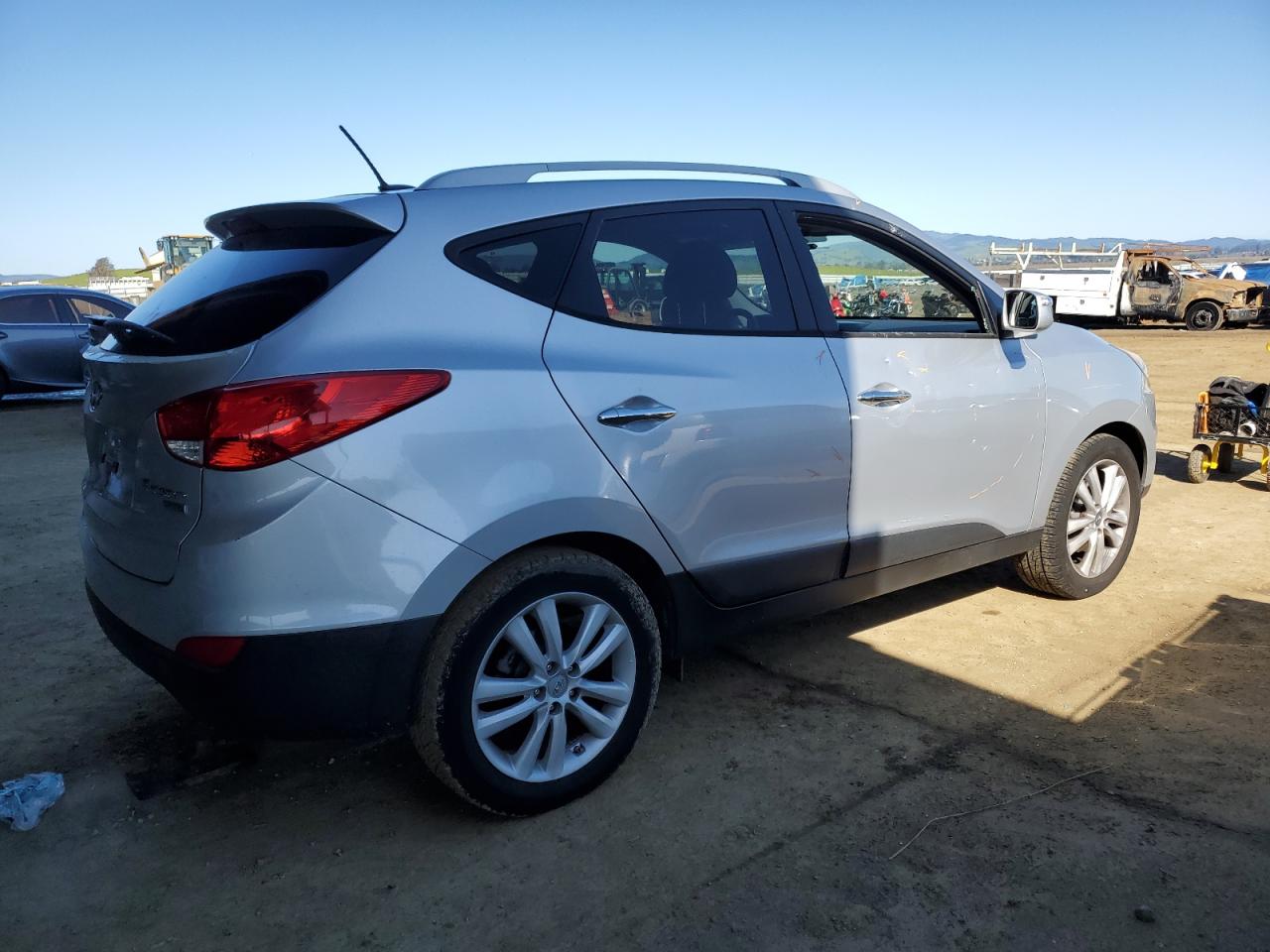 2012 Hyundai Tucson - Image 3