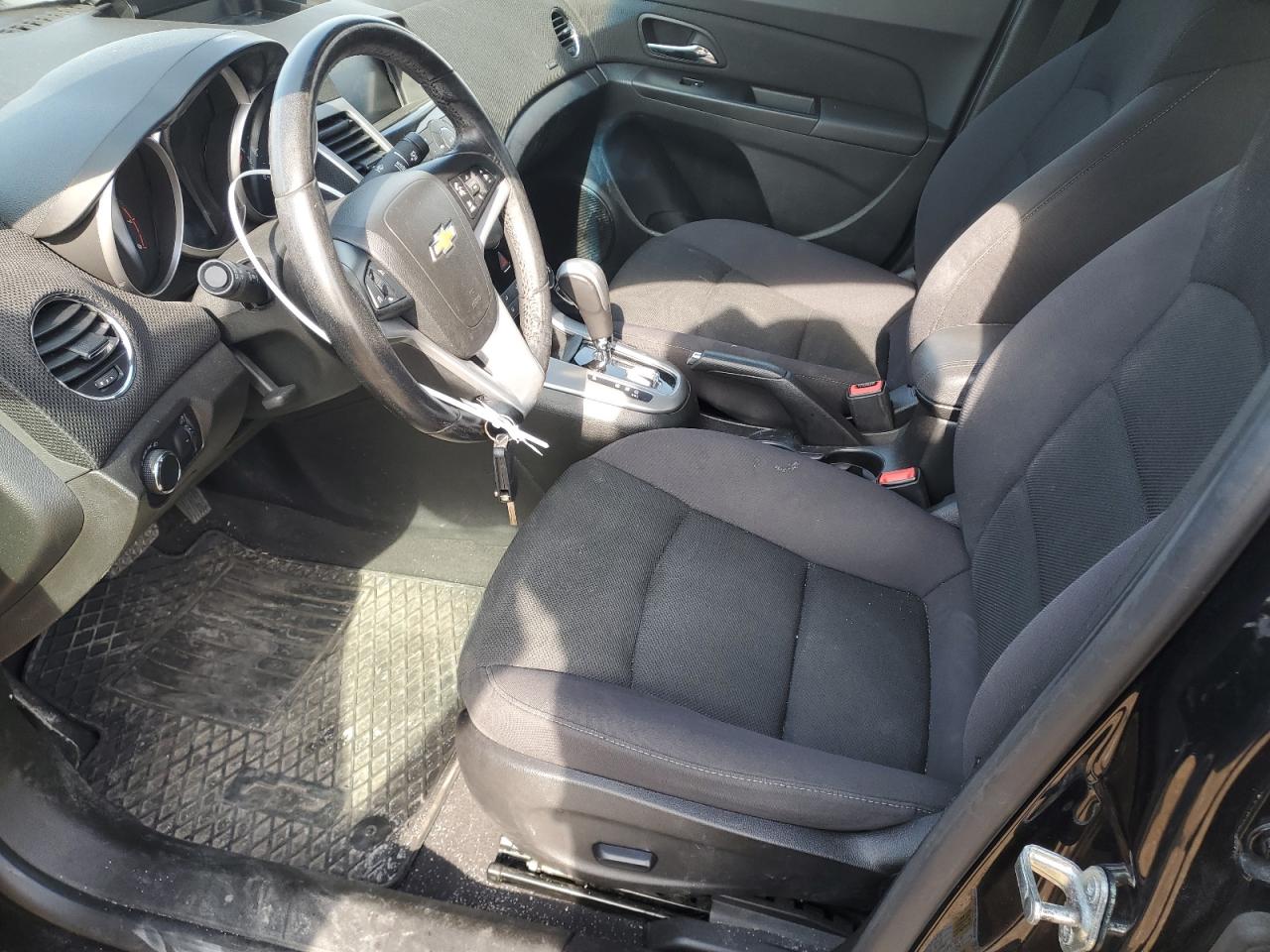 2013 Chevrolet Cruze - Image 7