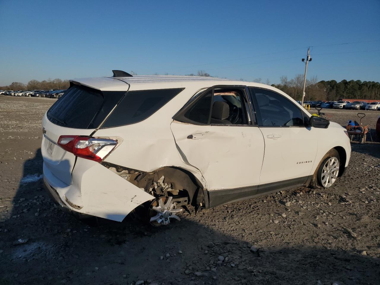 2018 Chevrolet Equinox - Image 3