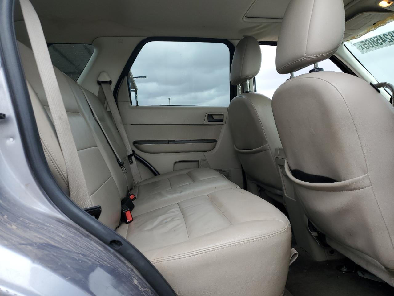 2008 Ford Escape - Image 11