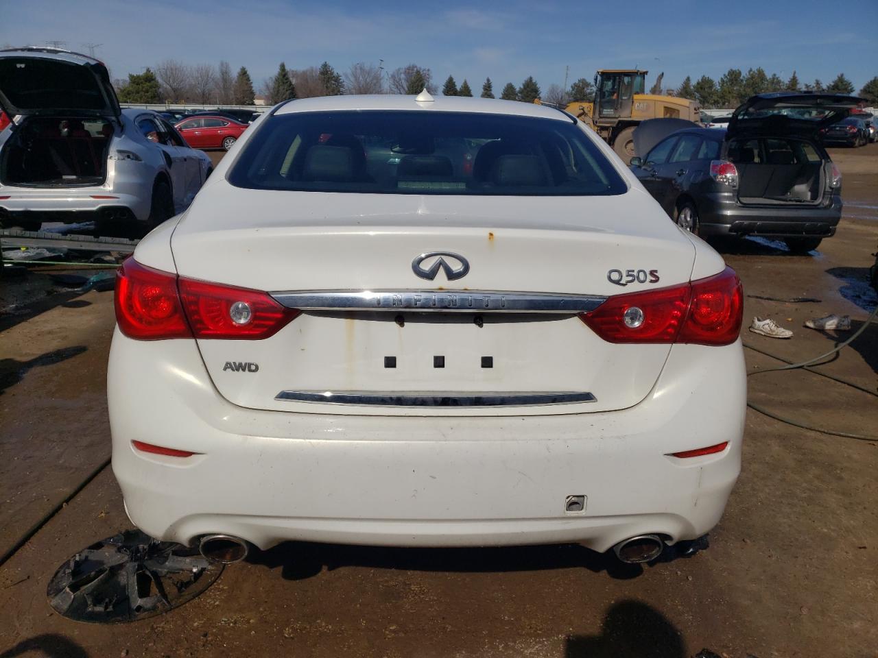 2015 Infiniti Q50 - Image 6