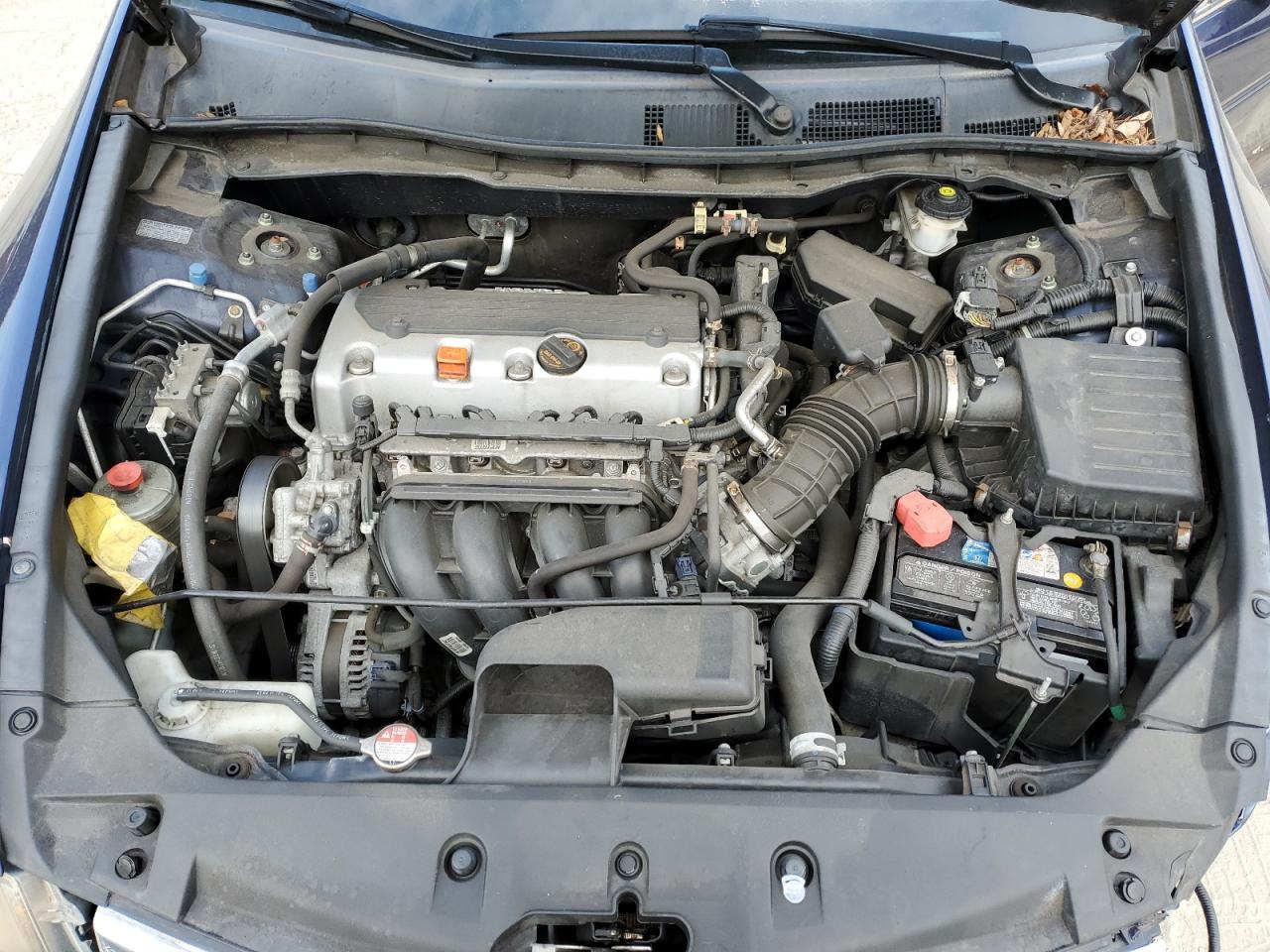 2012 Honda Accord - Image 11