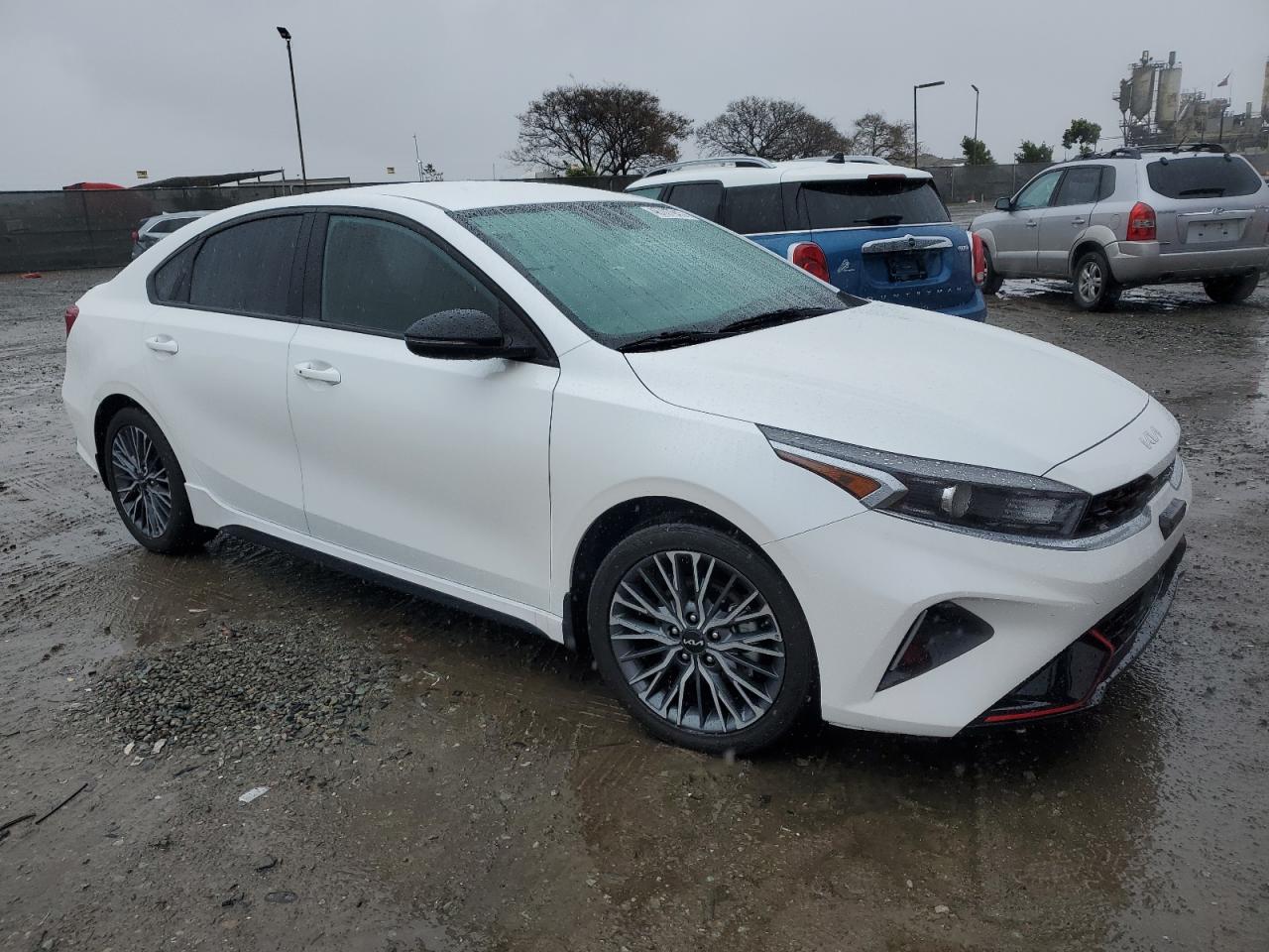 2023 Kia Forte - Image 4