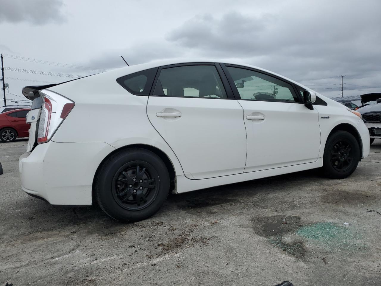 2015 Toyota Prius - Image 3