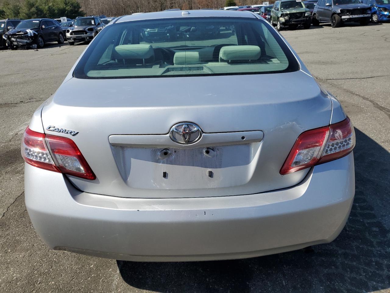 2011 Toyota Camry - Image 6
