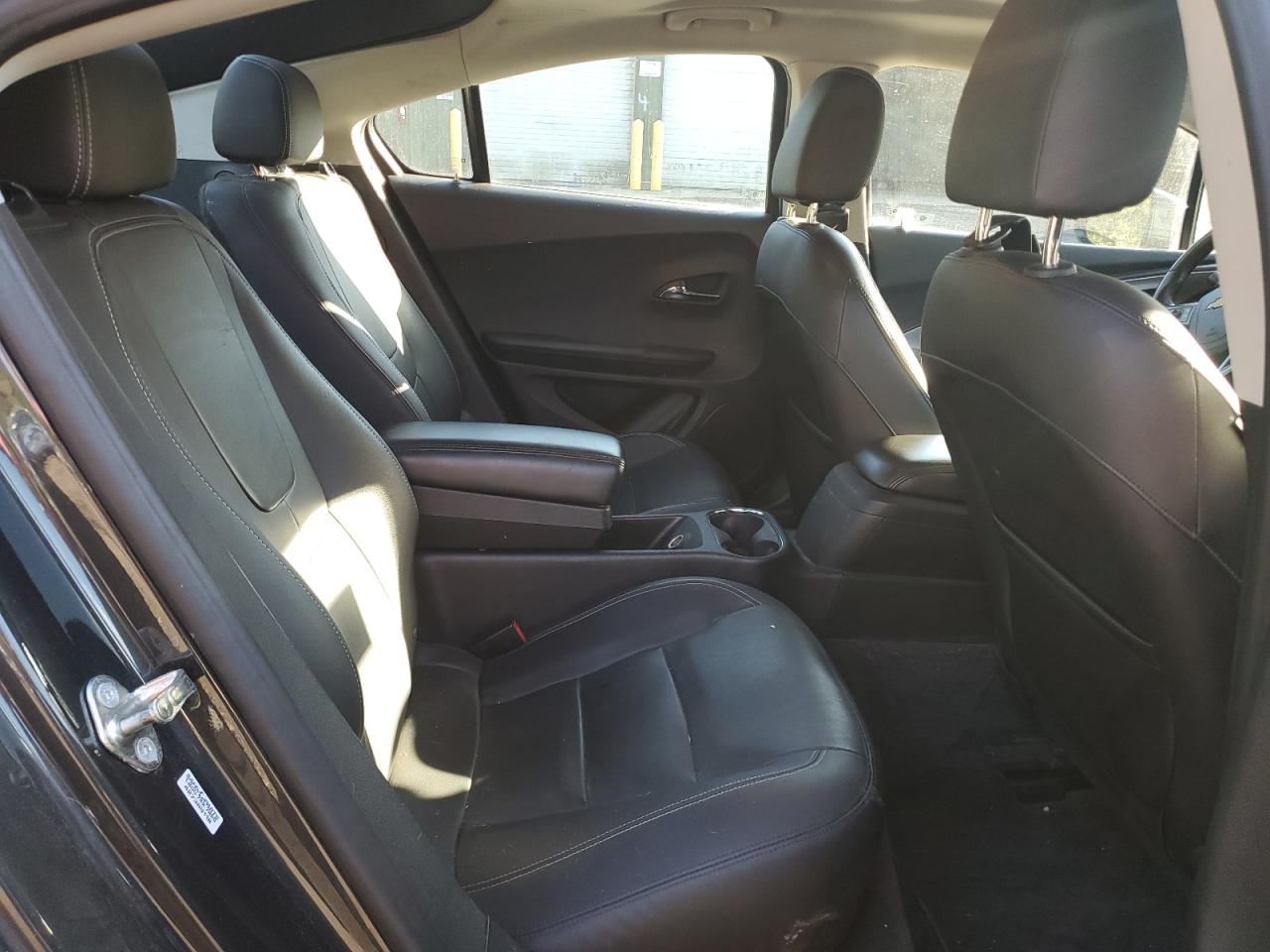 2014 Chevrolet Volt - Image 10