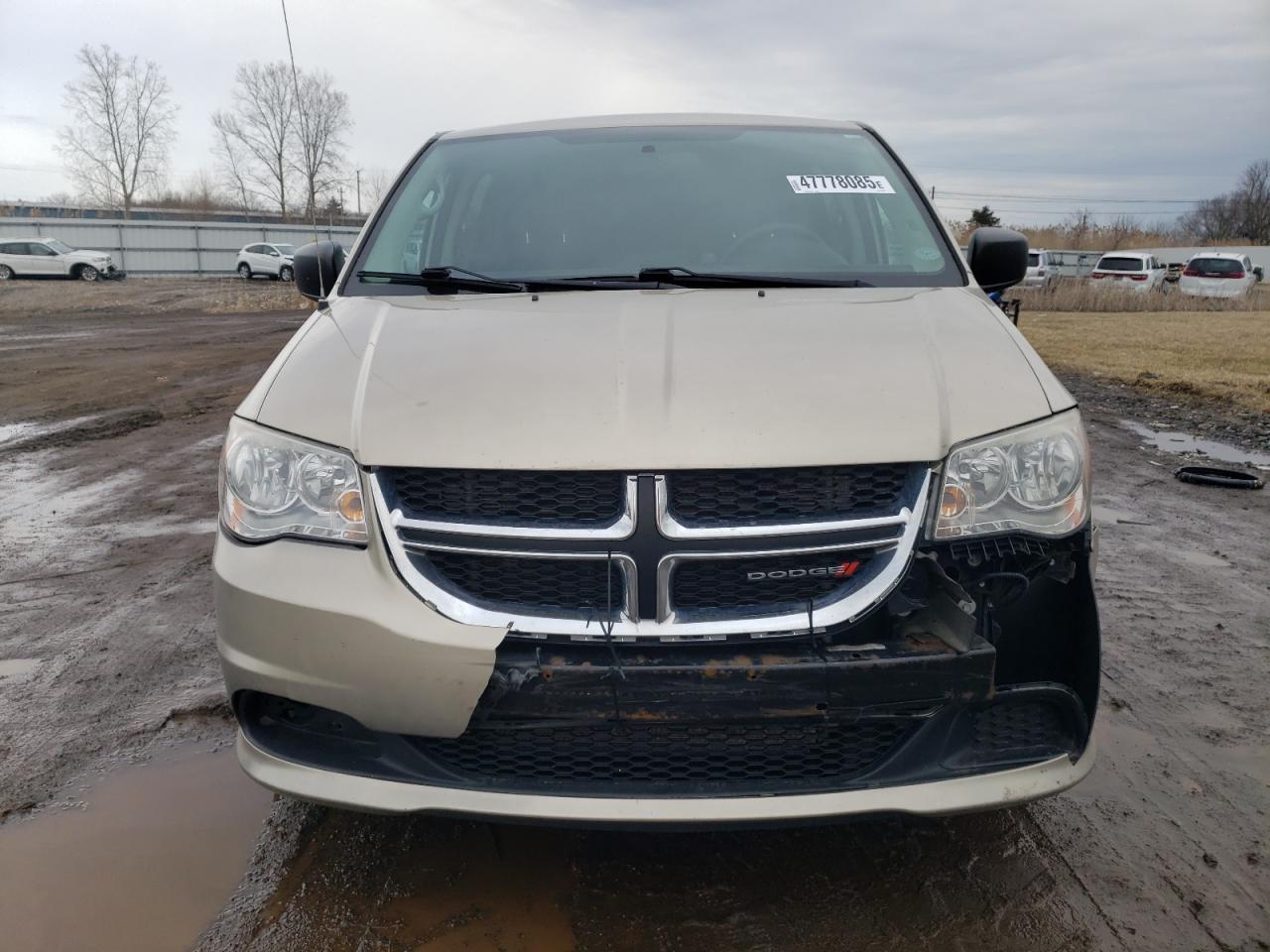 2014 Dodge Caravan - Image 5