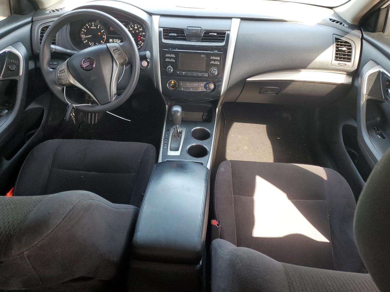 2014 Nissan Altima - Image 8