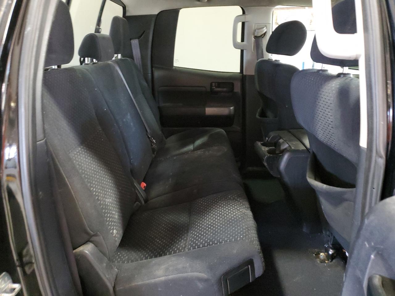2010 Toyota Tundra - Image 10