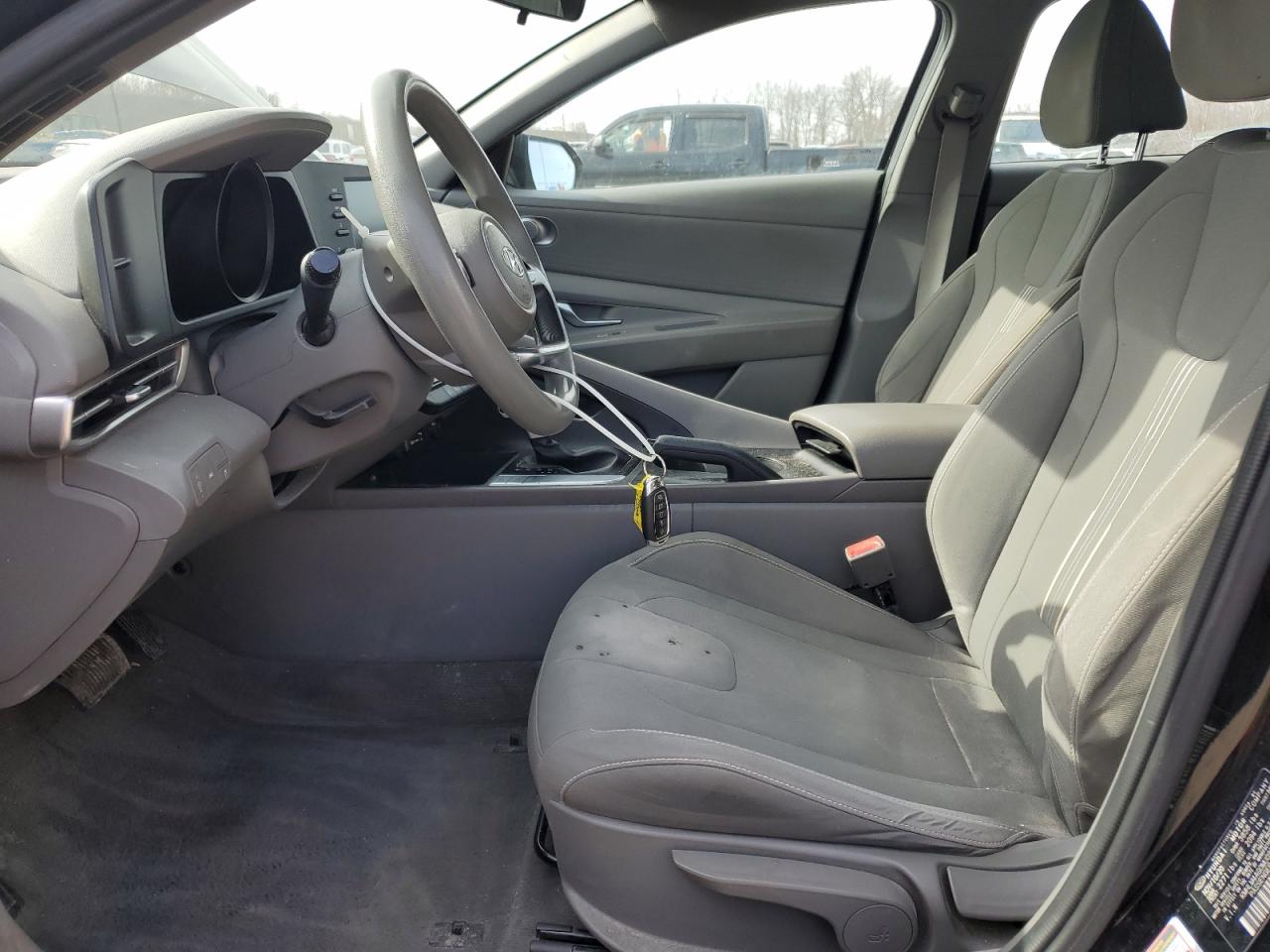 2021 Hyundai Elantra - Image 7